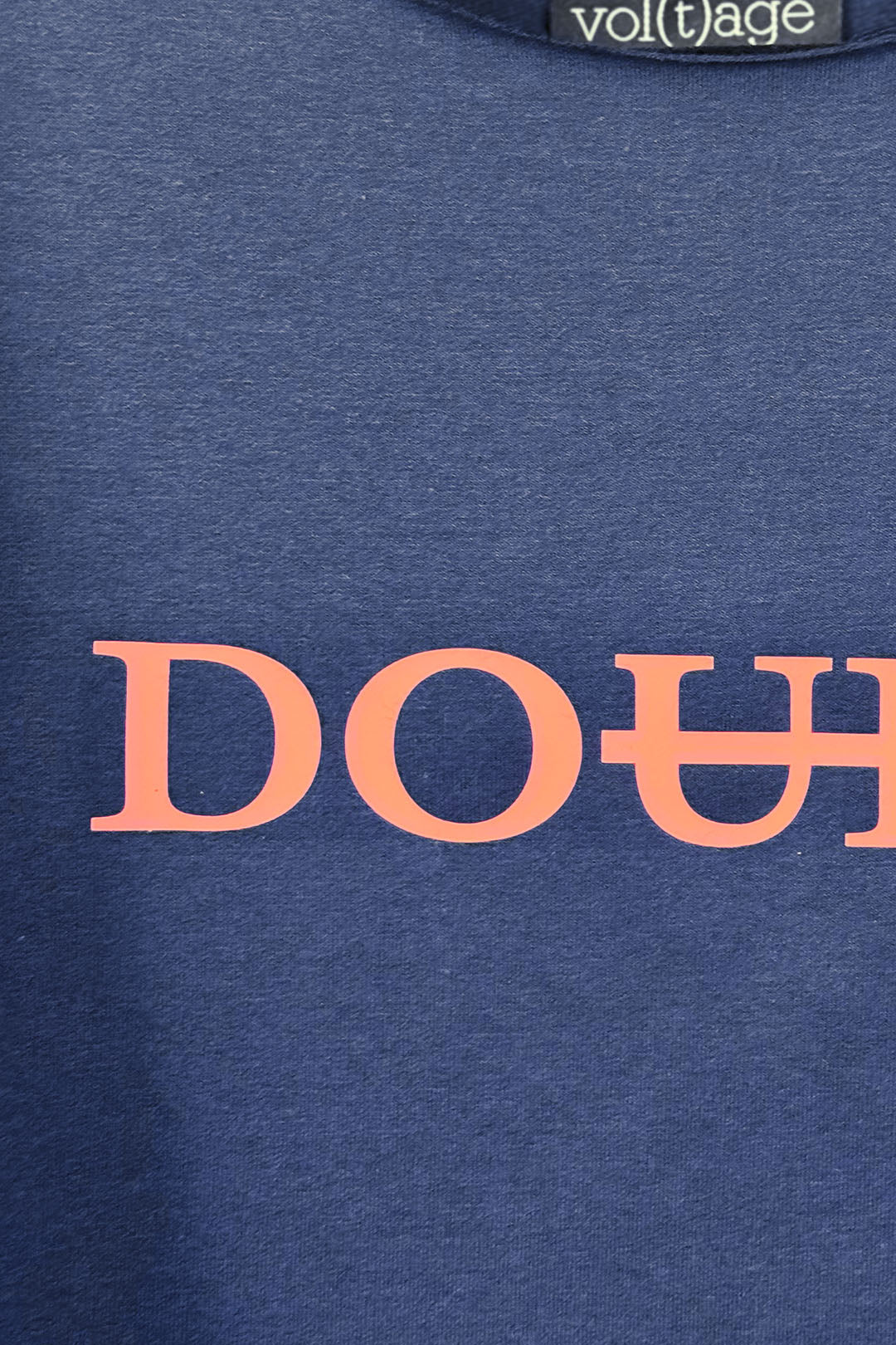 DO. (navy)