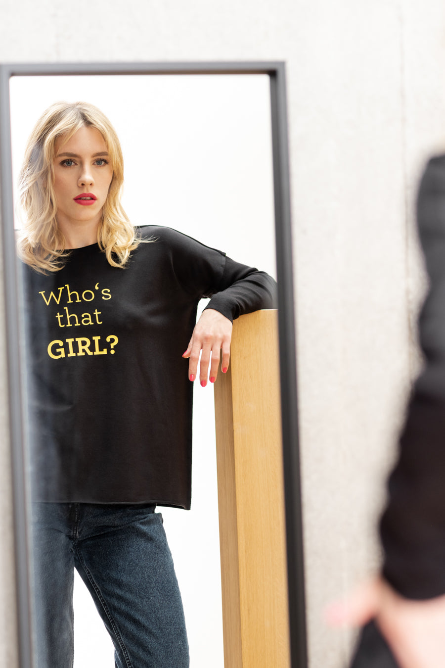 Who's that GIRL? relaxed smart-shirt