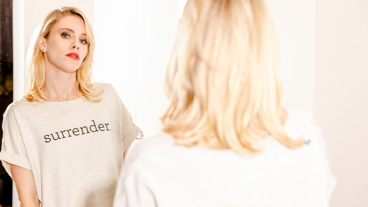 SURRENDER smart-tee