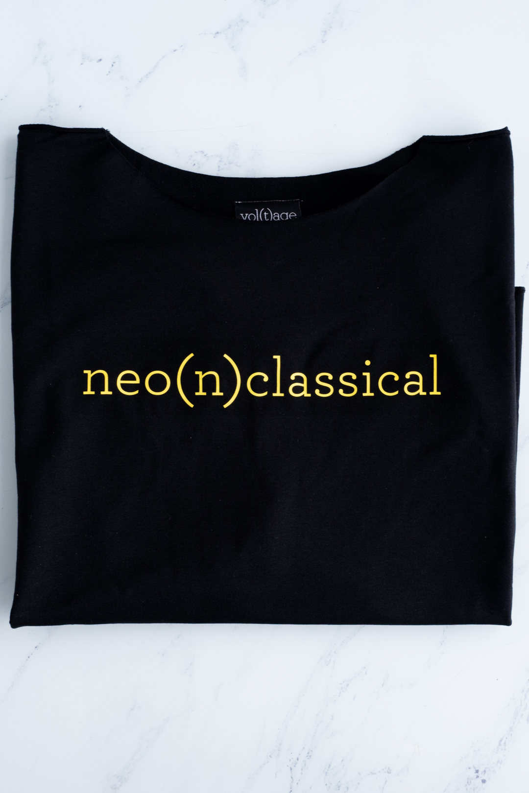 neo(n)classical relaxed smart-shirt