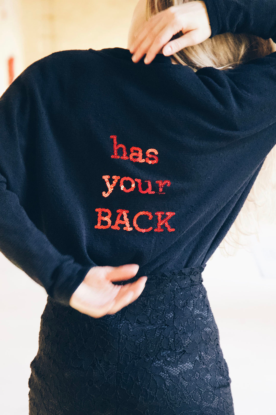 Aphrodite - has your back! pullover